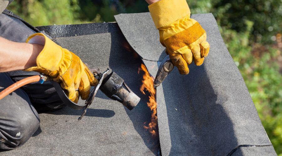 Expert Emergency Roof Repairs services in Hohenwald, TN